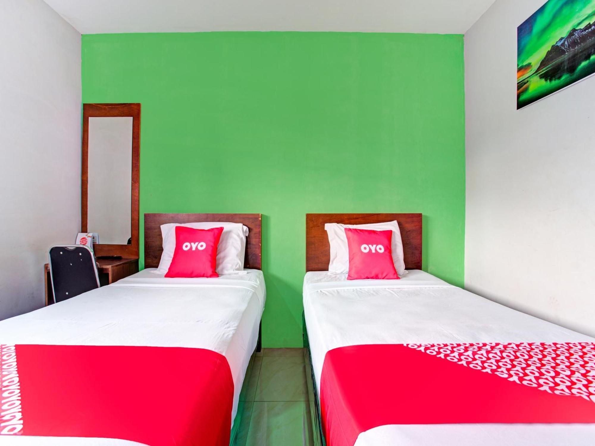 Super Oyo Collection O 3876 The Aurora Inn Lembang Εξωτερικό φωτογραφία